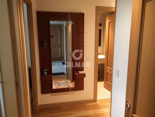 1 bedroom Flat for sale in Pueblo Nuevo, Madrid city with garage - € 345,000 (Ref: 9914619)