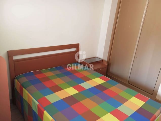 1 bedroom Flat for sale in Pueblo Nuevo, Madrid city with garage - € 345,000 (Ref: 9914619)