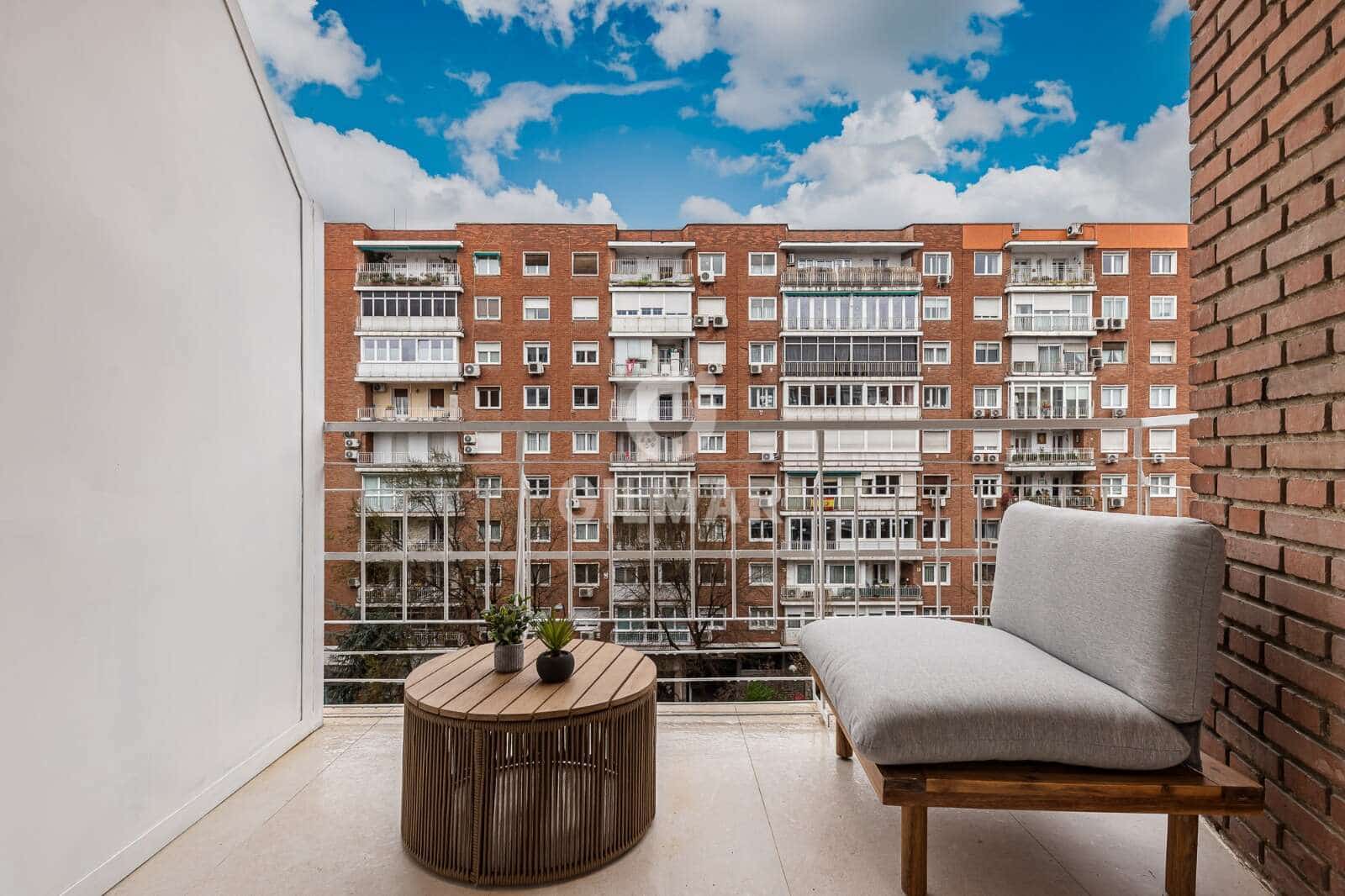 3 bedroom Flat for sale in Madrid city - € 840,000 (Ref: 9914620)