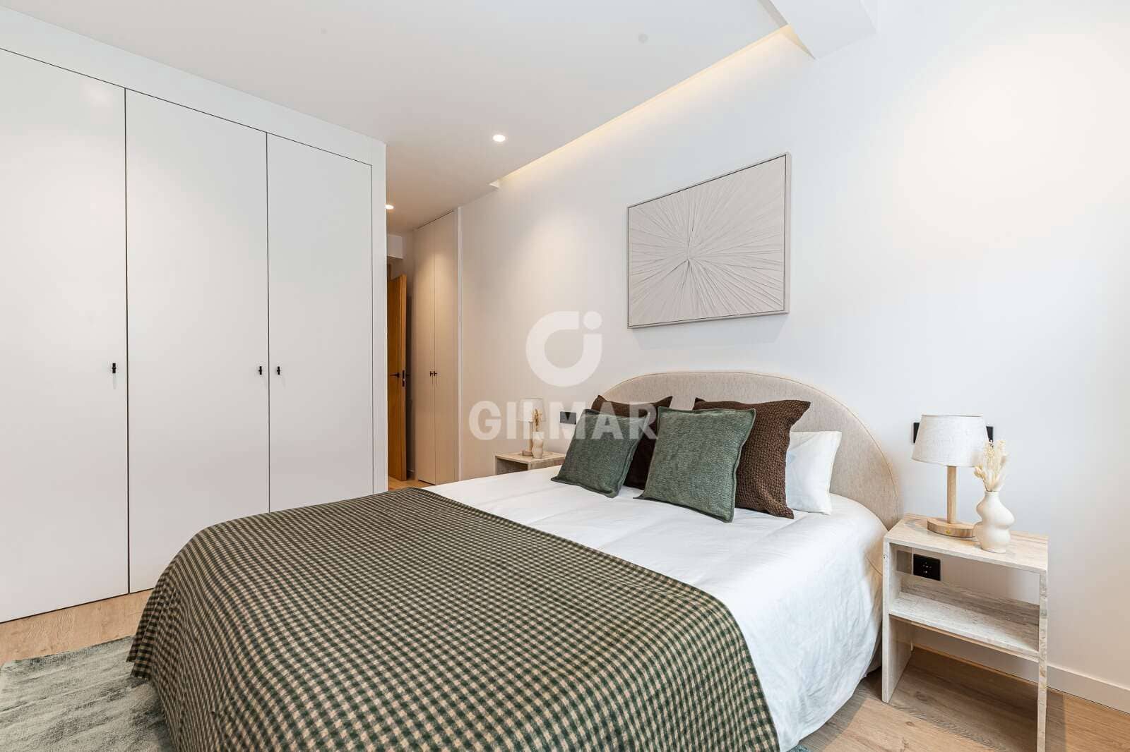 3 bedroom Flat for sale in Madrid city - € 840,000 (Ref: 9914620)