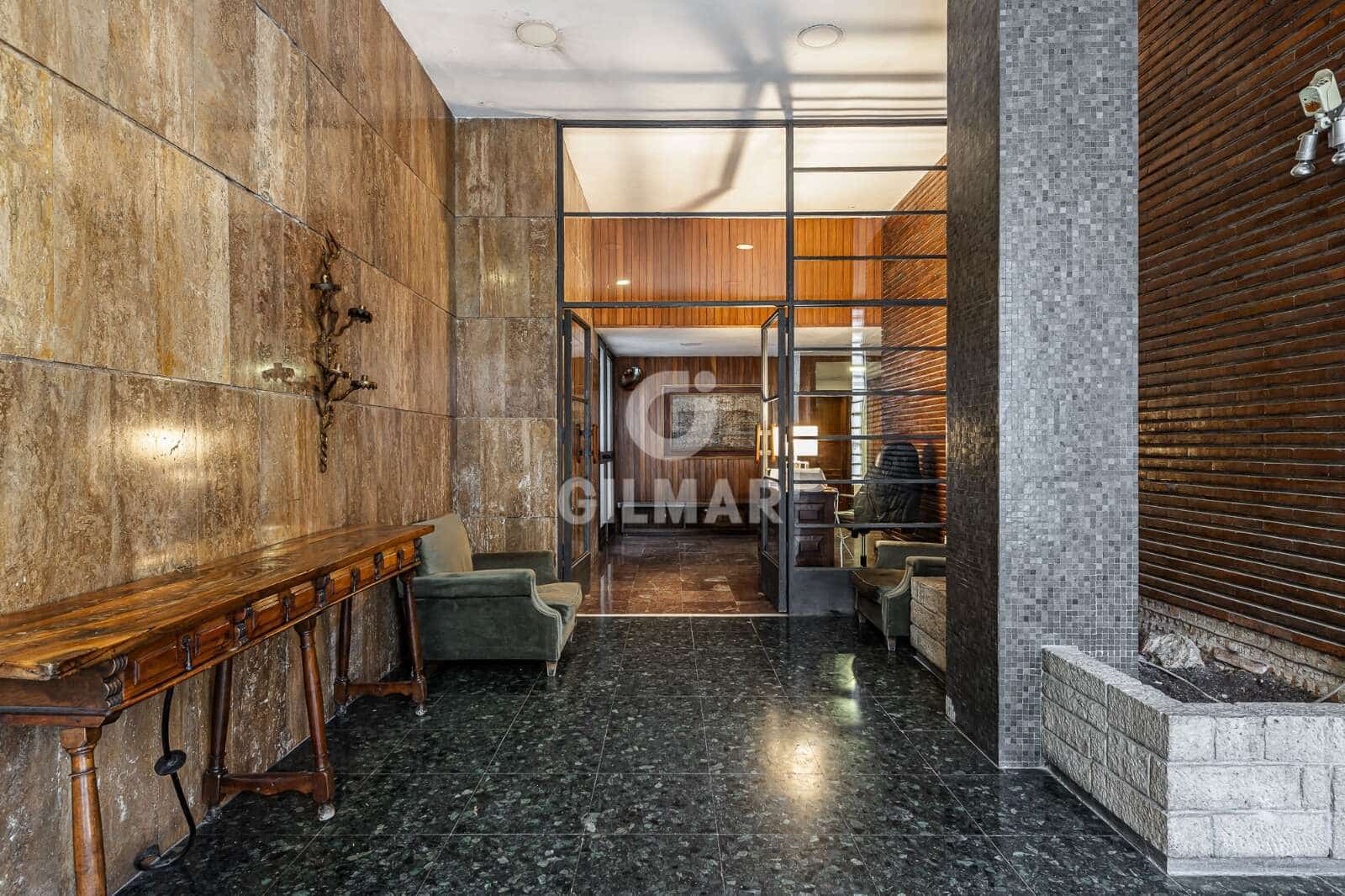 3 bedroom Flat for sale in Madrid city - € 840,000 (Ref: 9914620)
