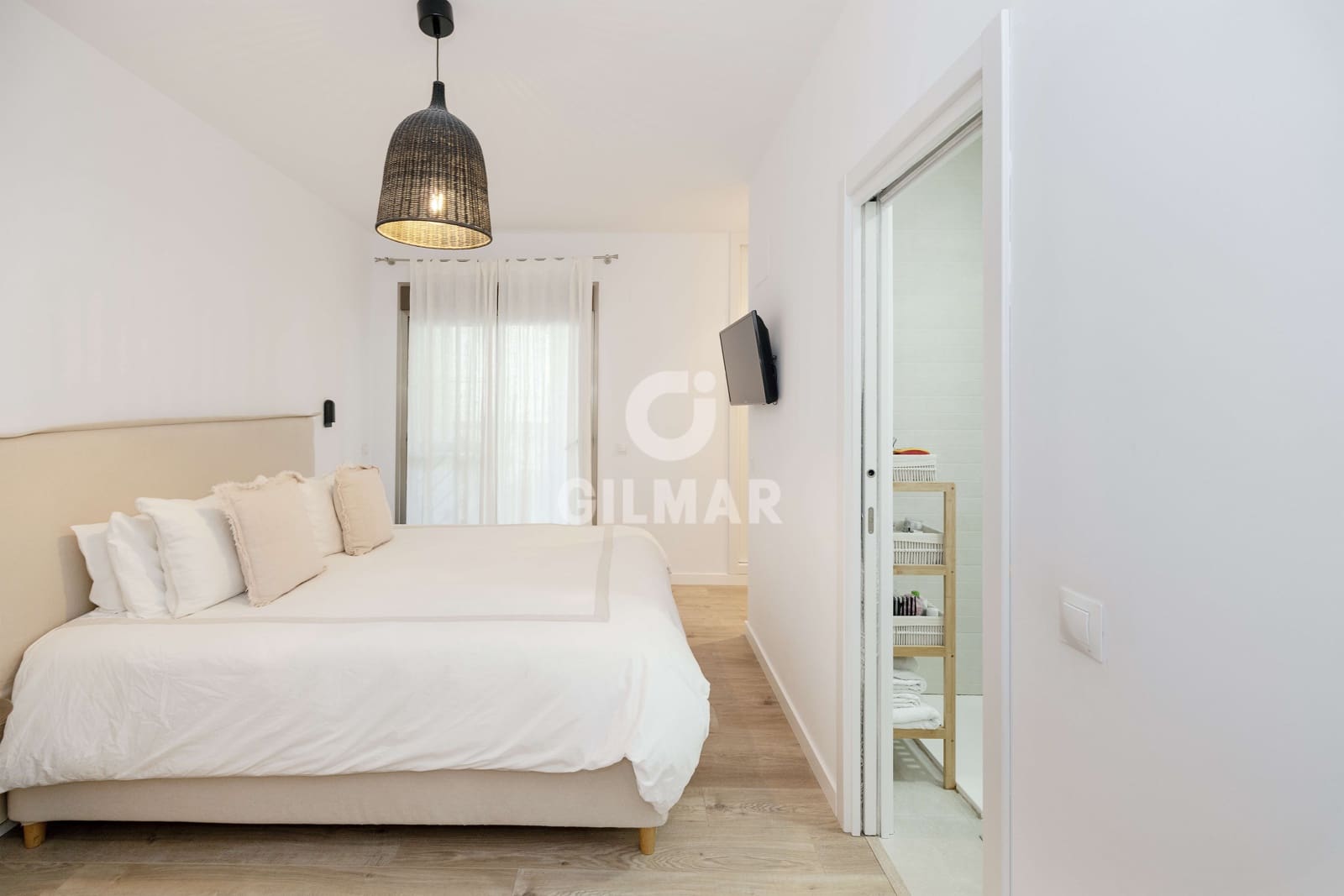 4 soveværelse Lejlighed til salg i Torremolinos med swimmingpool garage - € 800.000 (Ref: 9914876)