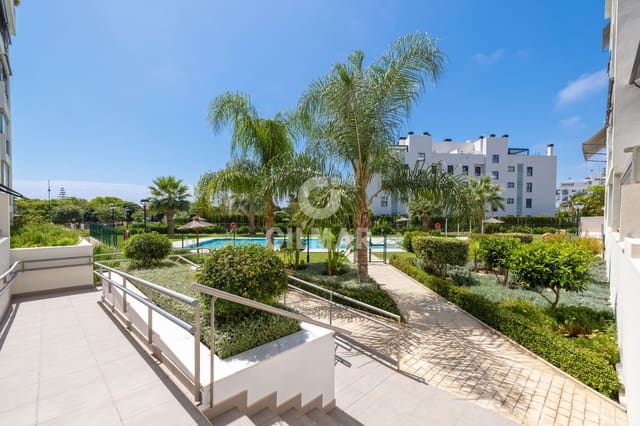 4 soveværelse Lejlighed til salg i Torremolinos med swimmingpool garage - € 800.000 (Ref: 9914876)