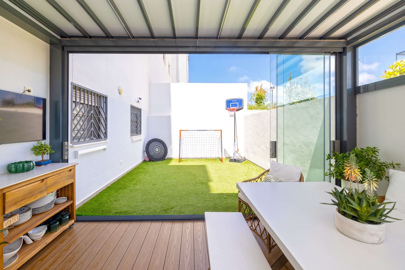 4 soveværelse Lejlighed til salg i Torremolinos med swimmingpool garage - € 800.000 (Ref: 9914876)
