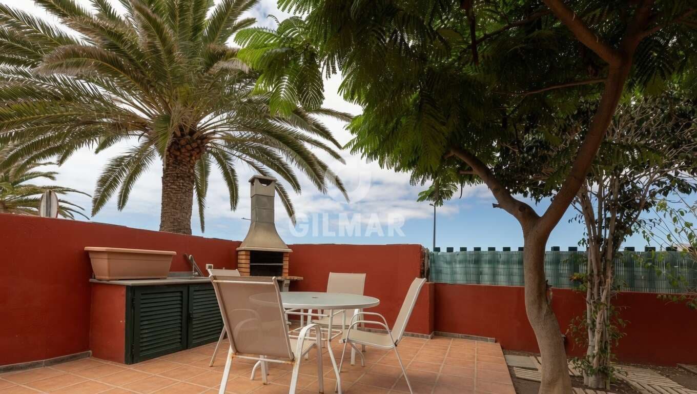 Piso de 3 habitaciones en Telde en venta con garaje - 540.000 € (Ref: 9914877)