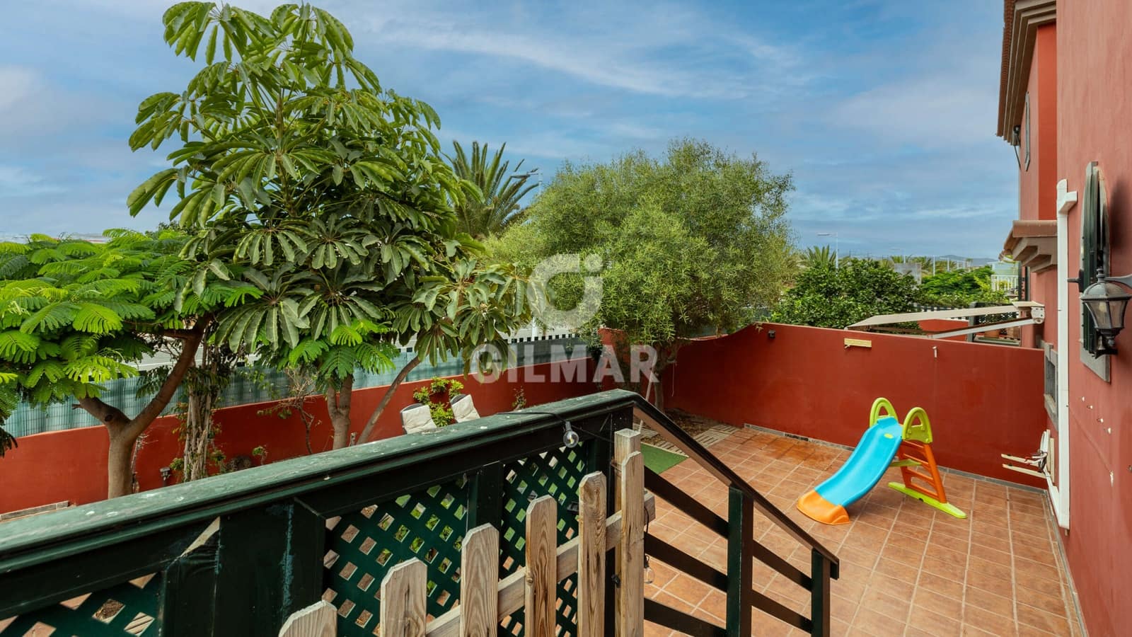 Piso de 3 habitaciones en Telde en venta con garaje - 540.000 € (Ref: 9914877)