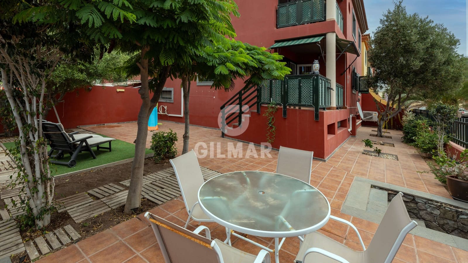 Piso de 3 habitaciones en Telde en venta con garaje - 540.000 € (Ref: 9914877)