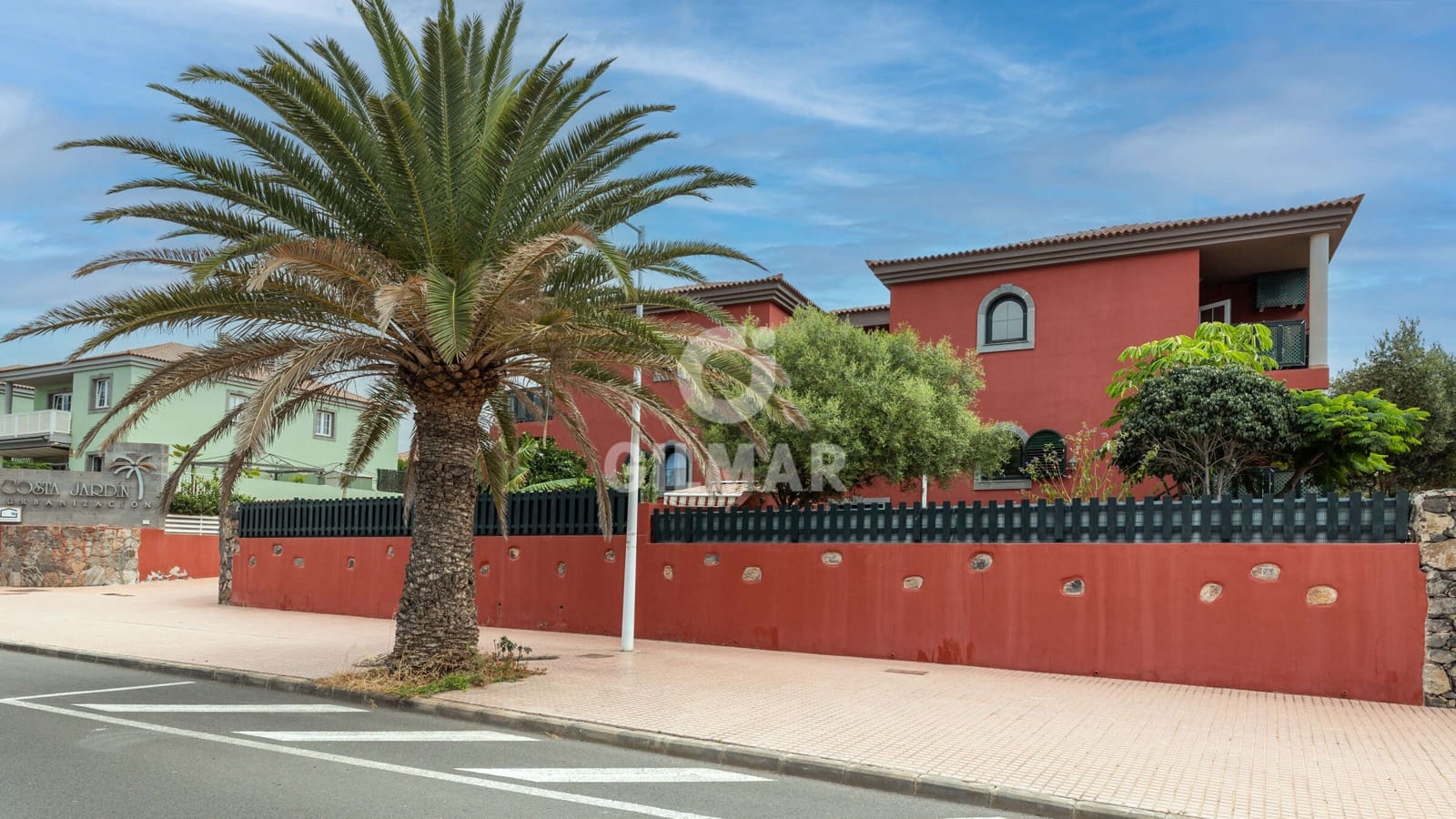 Piso de 3 habitaciones en Telde en venta con garaje - 540.000 € (Ref: 9914877)
