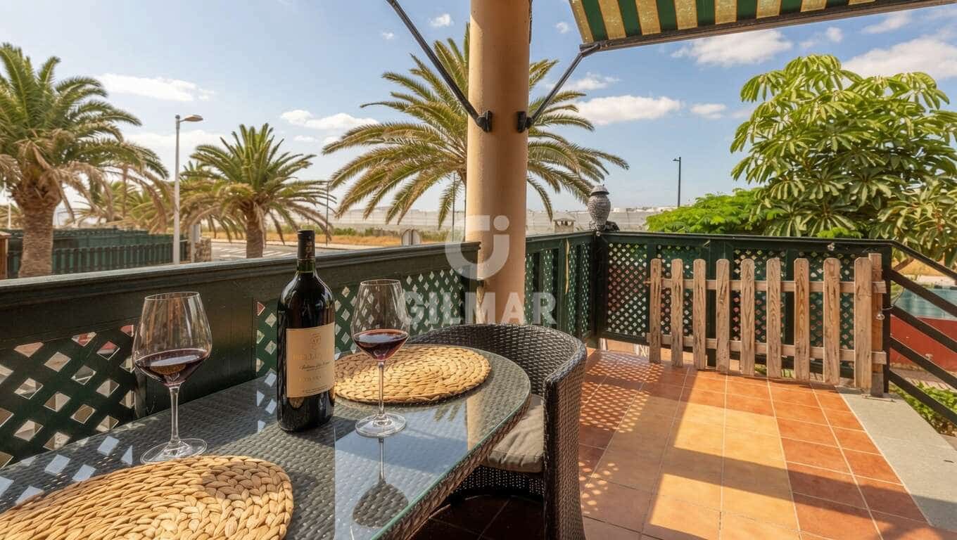 3 bedroom Flat for sale in Telde with garage - € 540,000 (Ref: 9914877)