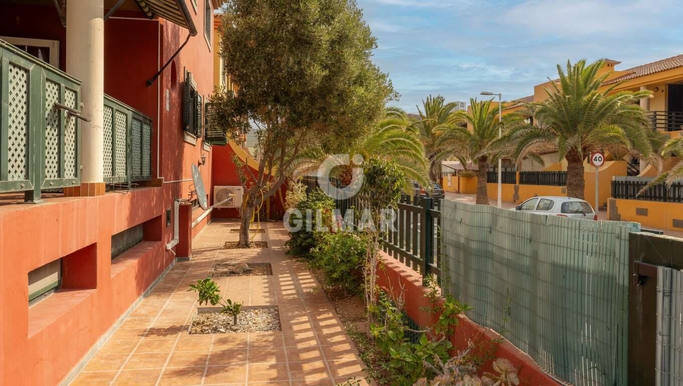 3 bedroom Flat for sale in Telde with garage - € 540,000 (Ref: 9914877)