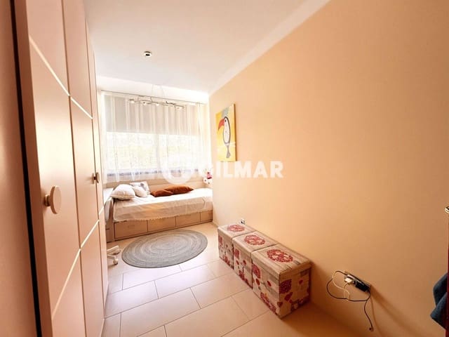 3 makuuhuone Kattohuoneisto myytävänä paikassa Puerto Santiago, Santiago del Teide mukana uima-altaan 
autotalli - 580 000 € (Ref: 9915033)