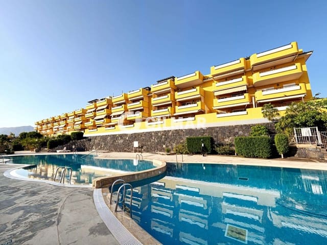 3 makuuhuone Kattohuoneisto myytävänä paikassa Puerto Santiago, Santiago del Teide mukana uima-altaan 
autotalli - 580 000 € (Ref: 9915033)