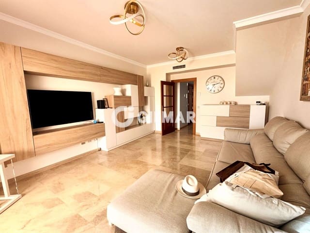 3 makuuhuone Kattohuoneisto myytävänä paikassa Puerto Santiago, Santiago del Teide mukana uima-altaan 
autotalli - 580 000 € (Ref: 9915033)