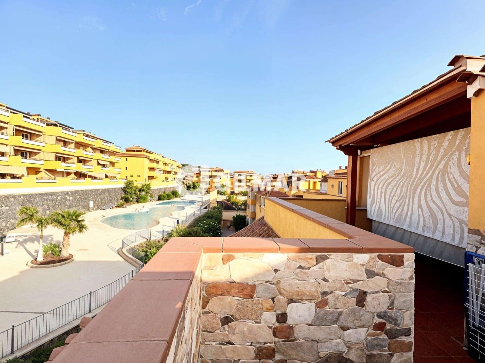 Ático de 3 habitaciones en Puerto Santiago en venta con piscina garaje - 580.000 € (Ref: 9915033)