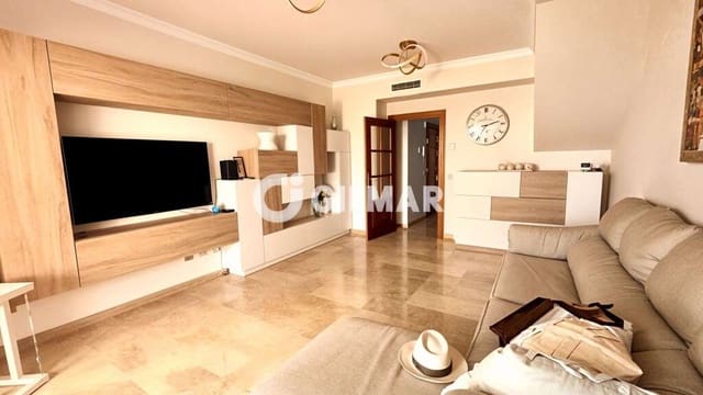 3 makuuhuone Kattohuoneisto myytävänä paikassa Puerto Santiago, Santiago del Teide mukana uima-altaan 
autotalli - 580 000 € (Ref: 9915033)