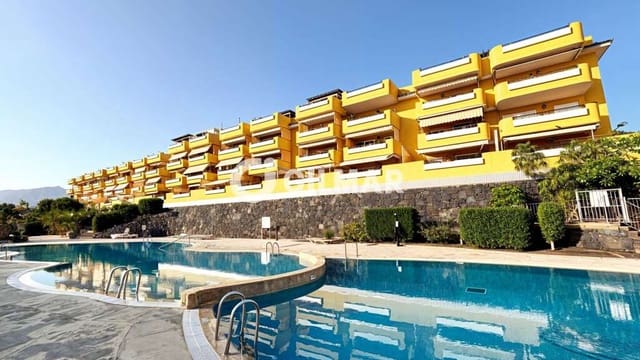 3 makuuhuone Kattohuoneisto myytävänä paikassa Puerto Santiago, Santiago del Teide mukana uima-altaan 
autotalli - 580 000 € (Ref: 9915033)