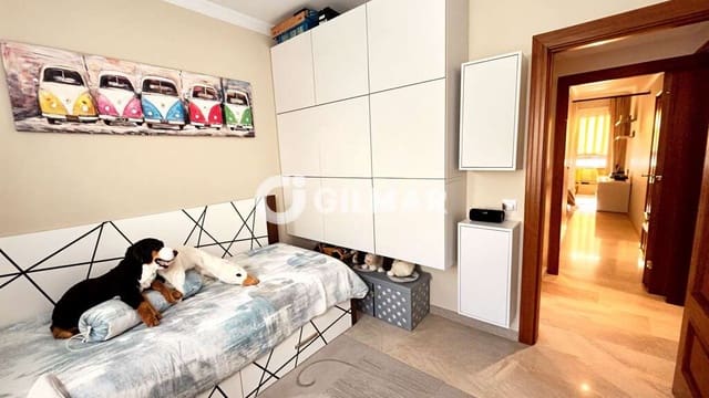 3 makuuhuone Kattohuoneisto myytävänä paikassa Puerto Santiago, Santiago del Teide mukana uima-altaan 
autotalli - 580 000 € (Ref: 9915033)
