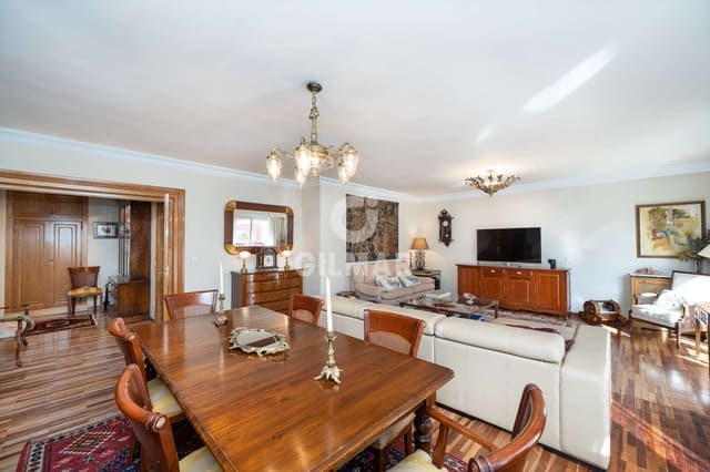 5 sovrum Lägenhet till salu i Ciudad Jardín, Madrid stad med garage - 2 300 000 € (Ref: 9915094)