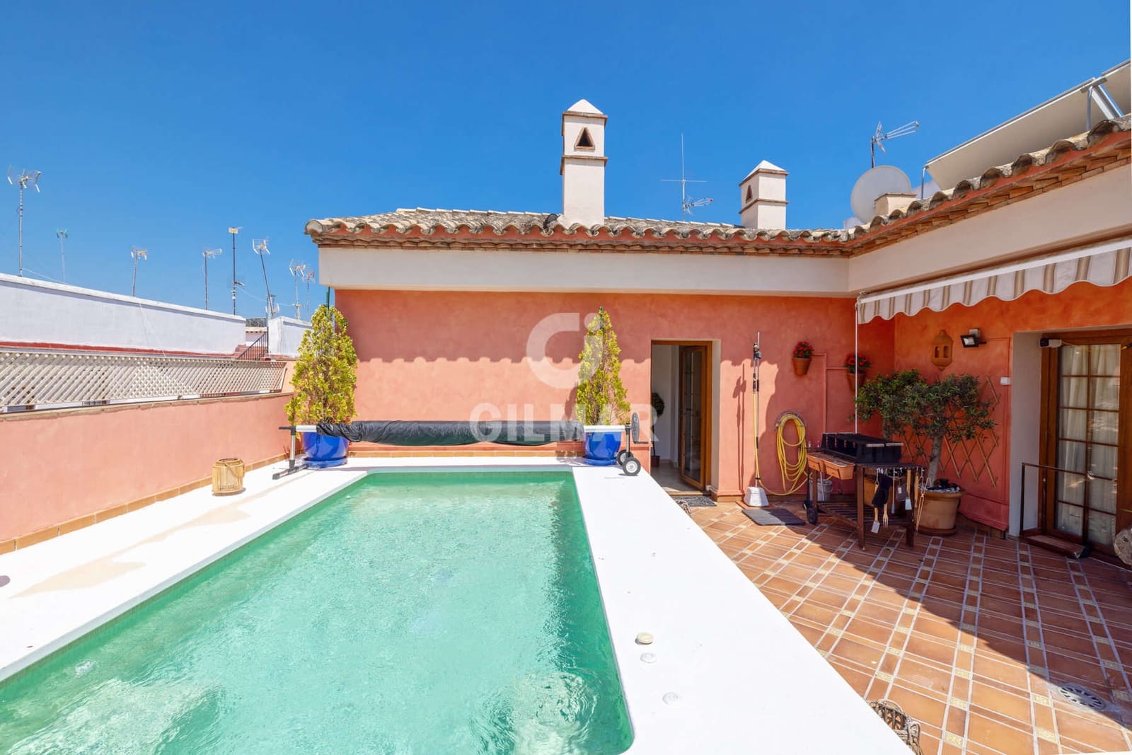 5 slaapkamer Halfvrijstaande villa te koop in Estepona met zwembad garage - € 1.700.000 (Ref: 9916267)