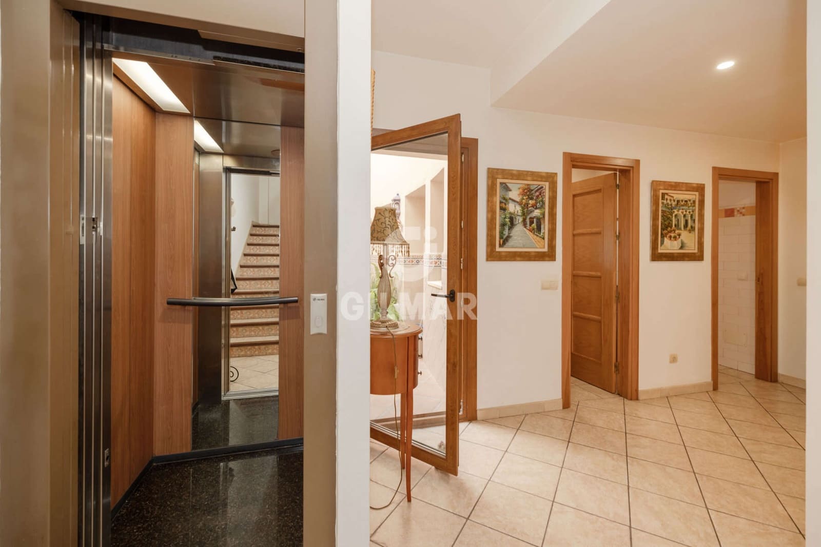 5 slaapkamer Halfvrijstaande villa te koop in Estepona met zwembad garage - € 1.700.000 (Ref: 9916267)