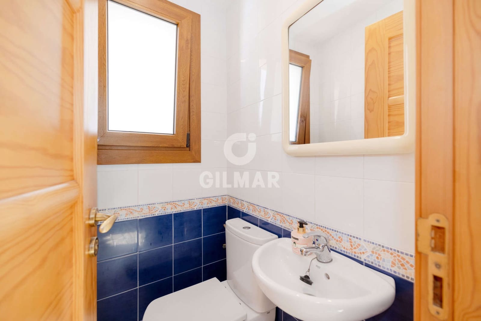 5 slaapkamer Halfvrijstaande villa te koop in Estepona met zwembad garage - € 1.700.000 (Ref: 9916267)