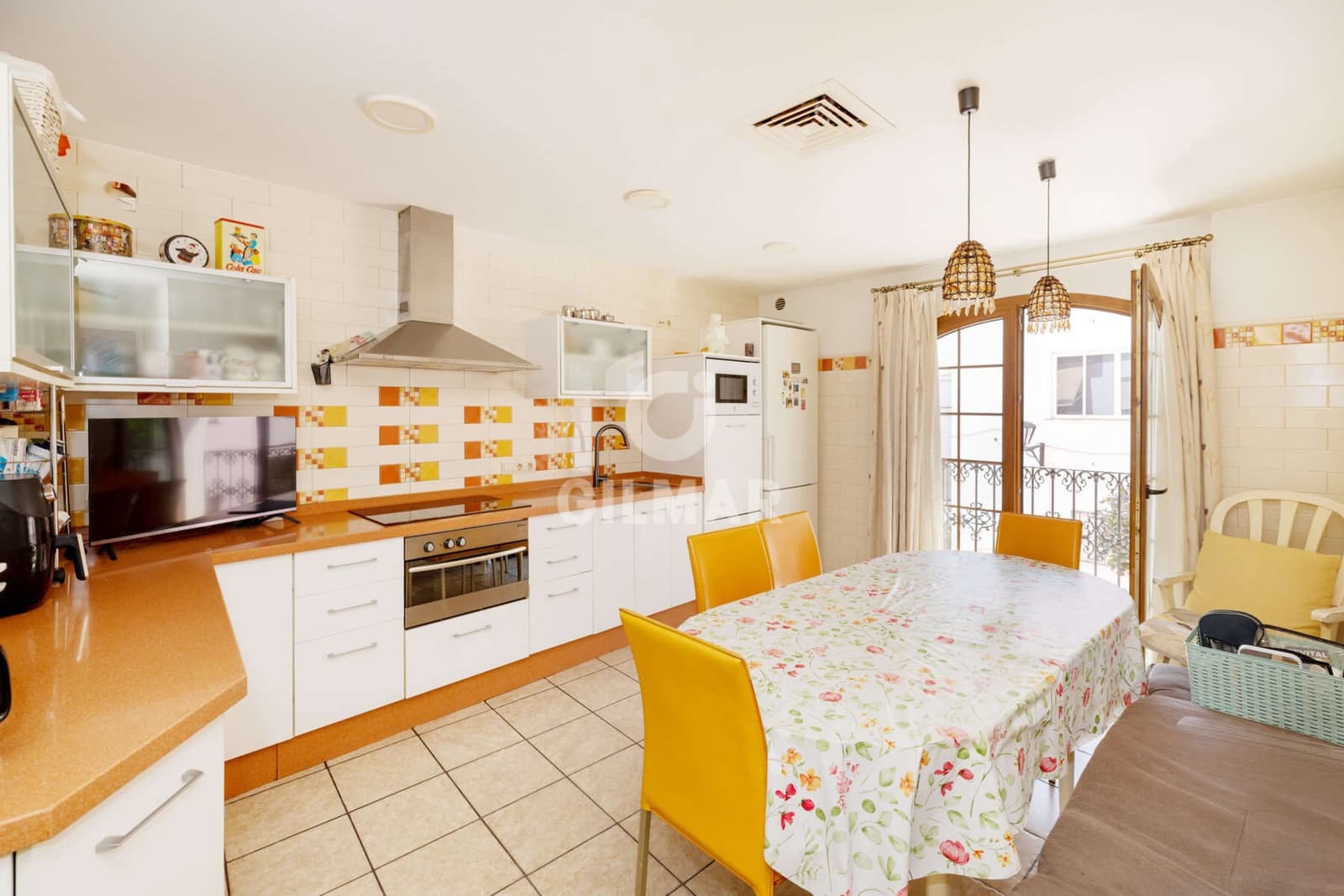 5 slaapkamer Halfvrijstaande villa te koop in Estepona met zwembad garage - € 1.700.000 (Ref: 9916267)