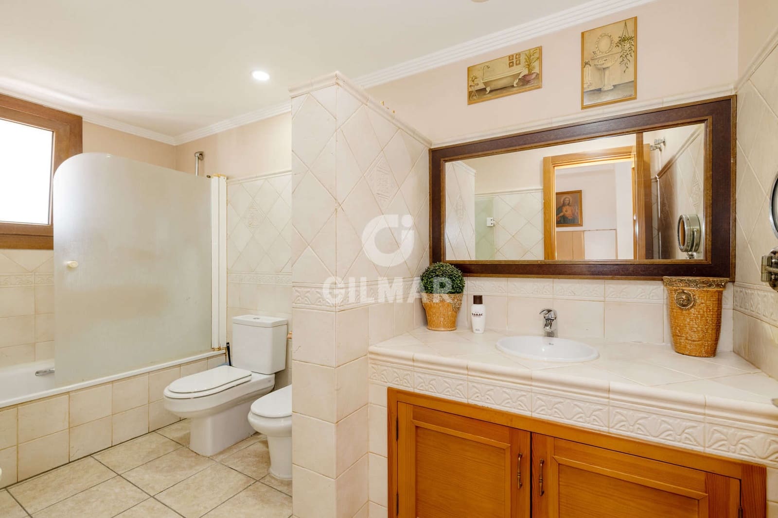 5 slaapkamer Halfvrijstaande villa te koop in Estepona met zwembad garage - € 1.700.000 (Ref: 9916267)