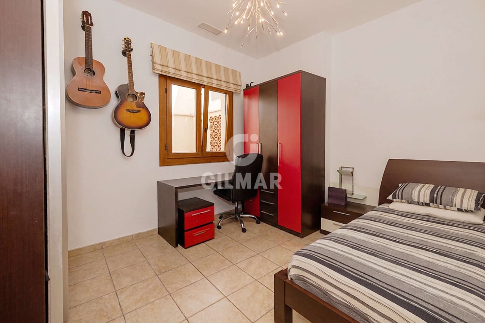 5 slaapkamer Halfvrijstaande villa te koop in Estepona met zwembad garage - € 1.700.000 (Ref: 9916267)
