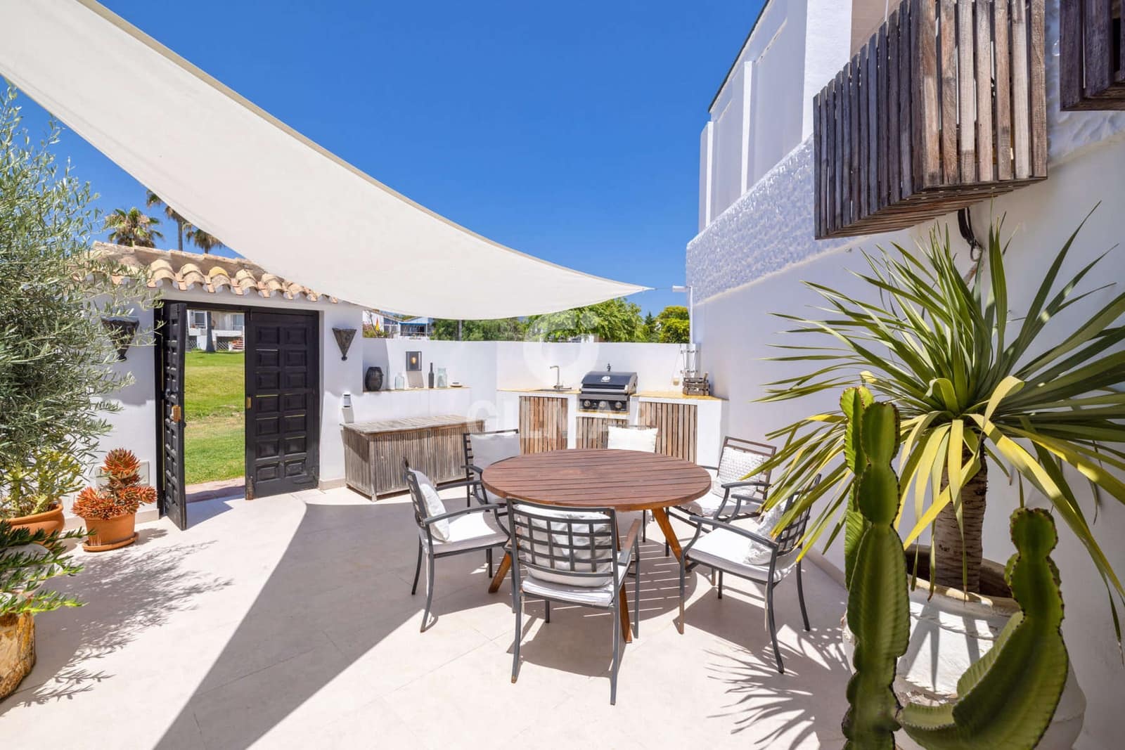 2 soveværelse Rækkehus til salg i Bahia Dorada - € 690.000 (Ref: 9918634)