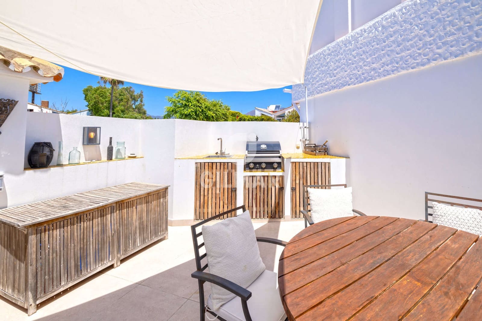 2 soveværelse Rækkehus til salg i Bahia Dorada - € 690.000 (Ref: 9918634)
