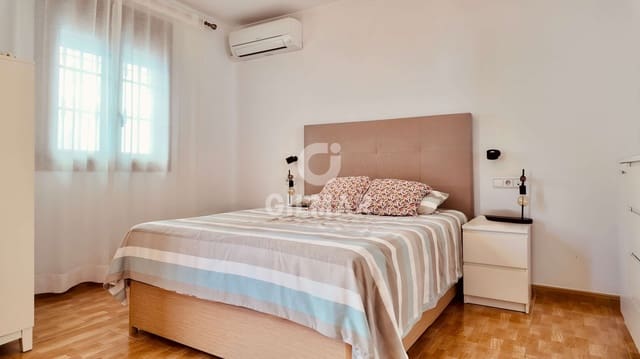 4 soveværelse Rækkehus til salg i Castillo Sohail, Fuengirola med swimmingpool - € 690.000 (Ref: 9921514)
