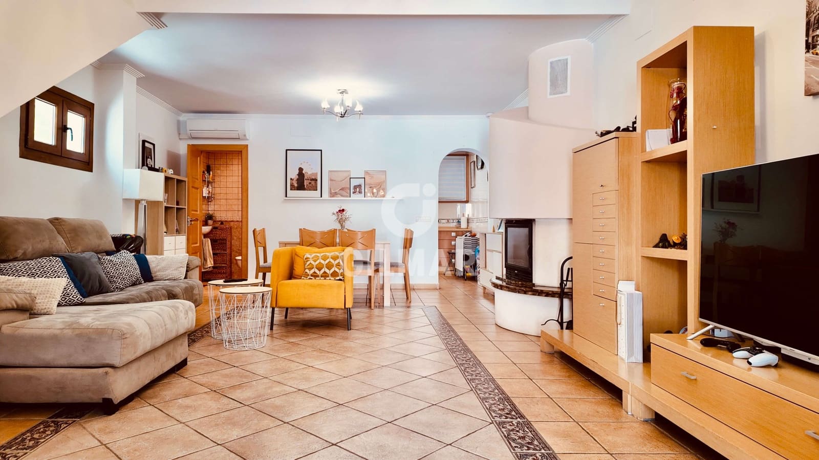4 slaapkamer Rijtjeshuis te koop in Fuengirola met zwembad - € 690.000 (Ref: 9921514)