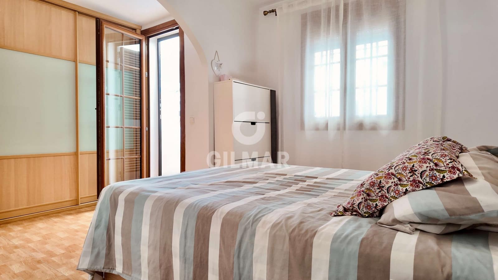 4 slaapkamer Rijtjeshuis te koop in Fuengirola met zwembad - € 690.000 (Ref: 9921514)