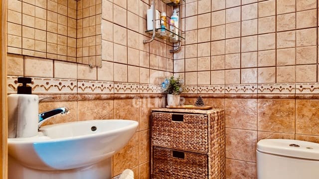 4 soveværelse Rækkehus til salg i Castillo Sohail, Fuengirola med swimmingpool - € 690.000 (Ref: 9921514)