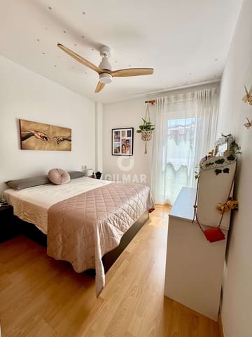 2 soveværelse Lejlighed til salg i Benalmadena Costa, Benalmádena med swimmingpool - € 338.000 (Ref: 9921516)