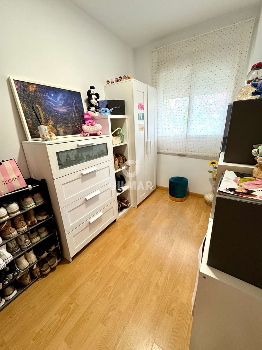 Piso de 2 habitaciones en Benalmadena Costa en venta con piscina - 338.000 € (Ref: 9921516)