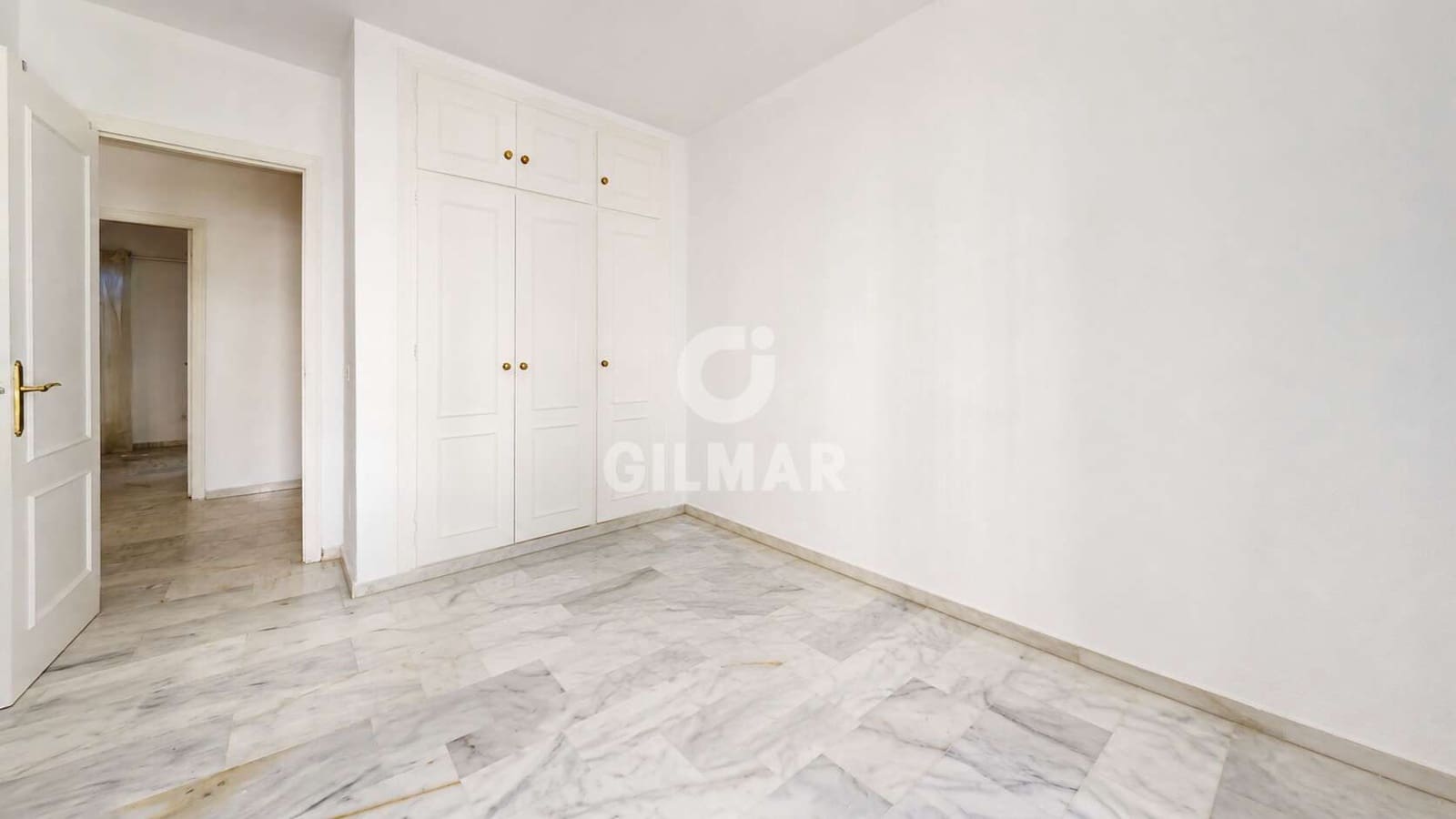 5 bedroom Terraced Villa for sale in Fuengirola with pool garage - € 490,000 (Ref: 9921517)