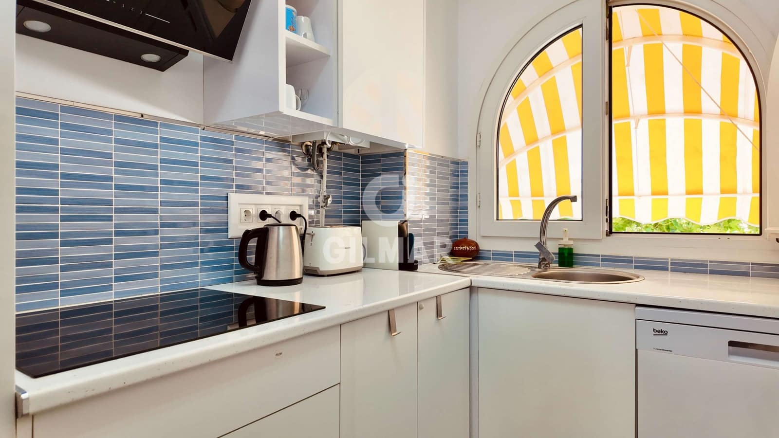 3 bedroom Penthouse for sale in Torremolinos with pool garage - € 740,000 (Ref: 9921520)