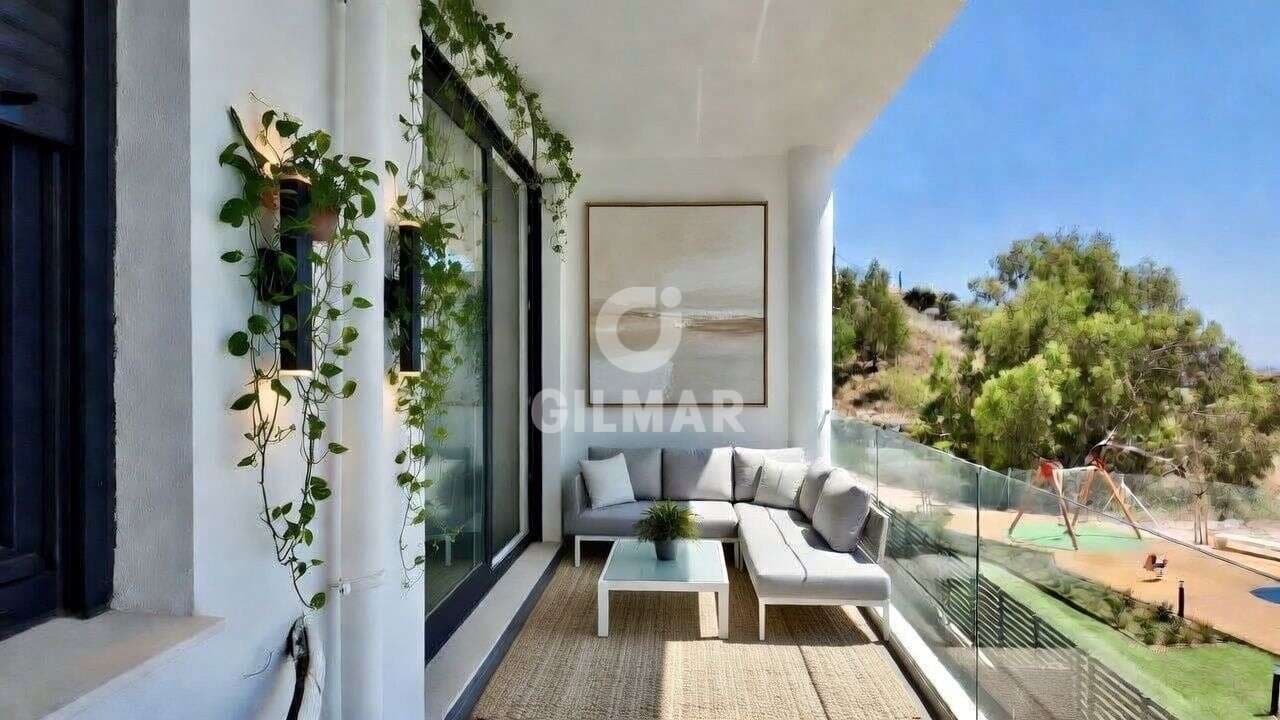 2 soverom Leilighet til salgs i Fuengirola med svømmebasseng garasje - € 289 000 (Ref: 9921523)