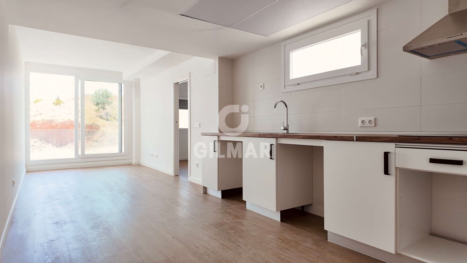 2 soverom Leilighet til salgs i Fuengirola med svømmebasseng garasje - € 289 000 (Ref: 9921523)