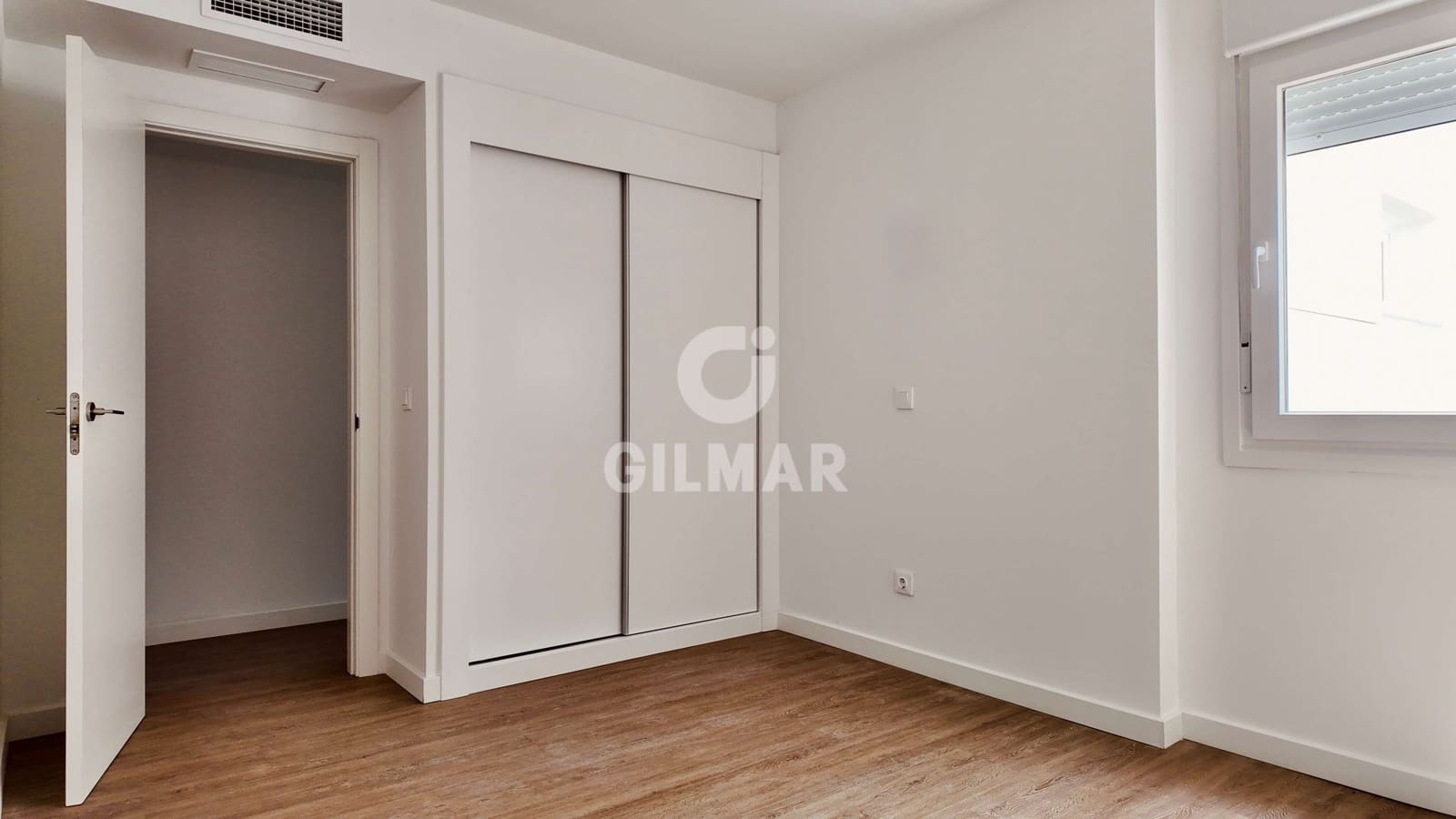 2 soverom Leilighet til salgs i Fuengirola med svømmebasseng garasje - € 289 000 (Ref: 9921523)