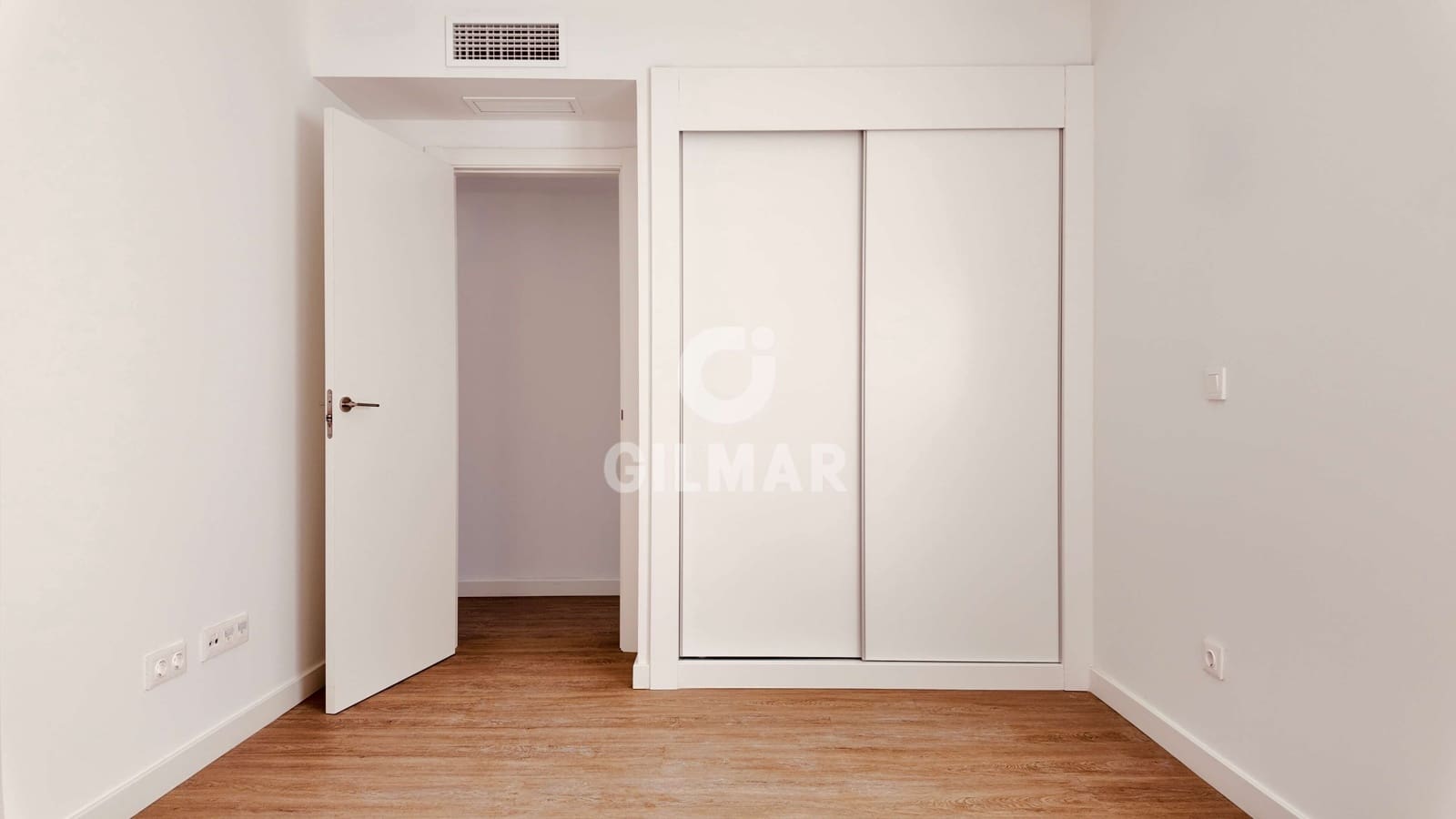 2 soverom Leilighet til salgs i Fuengirola med svømmebasseng garasje - € 289 000 (Ref: 9921523)