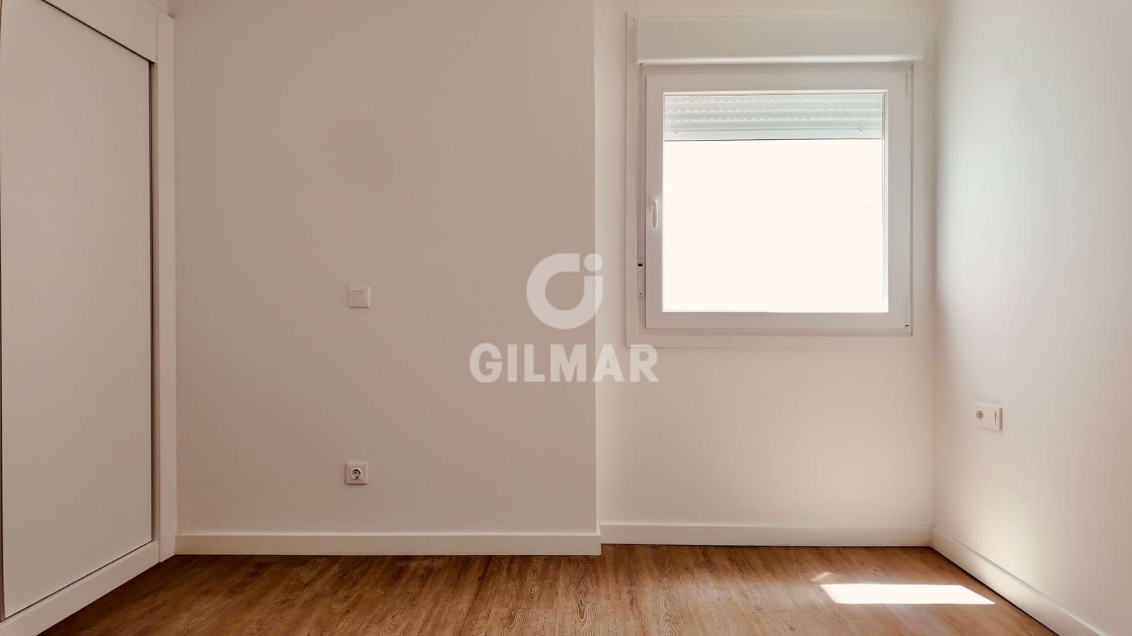 2 soverom Leilighet til salgs i Fuengirola med svømmebasseng garasje - € 289 000 (Ref: 9921523)