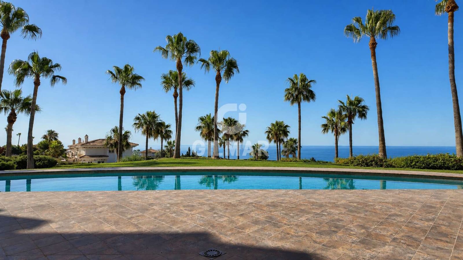 Ático de 3 habitaciones en Benalmádena en venta con piscina garaje - 898.000 € (Ref: 9921524)