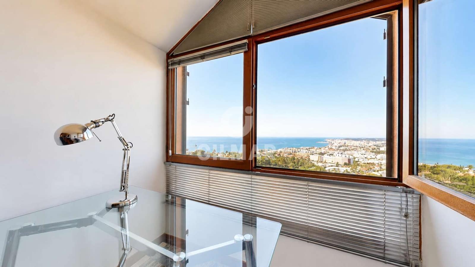 Ático de 3 habitaciones en Benalmádena en venta con piscina garaje - 898.000 € (Ref: 9921524)
