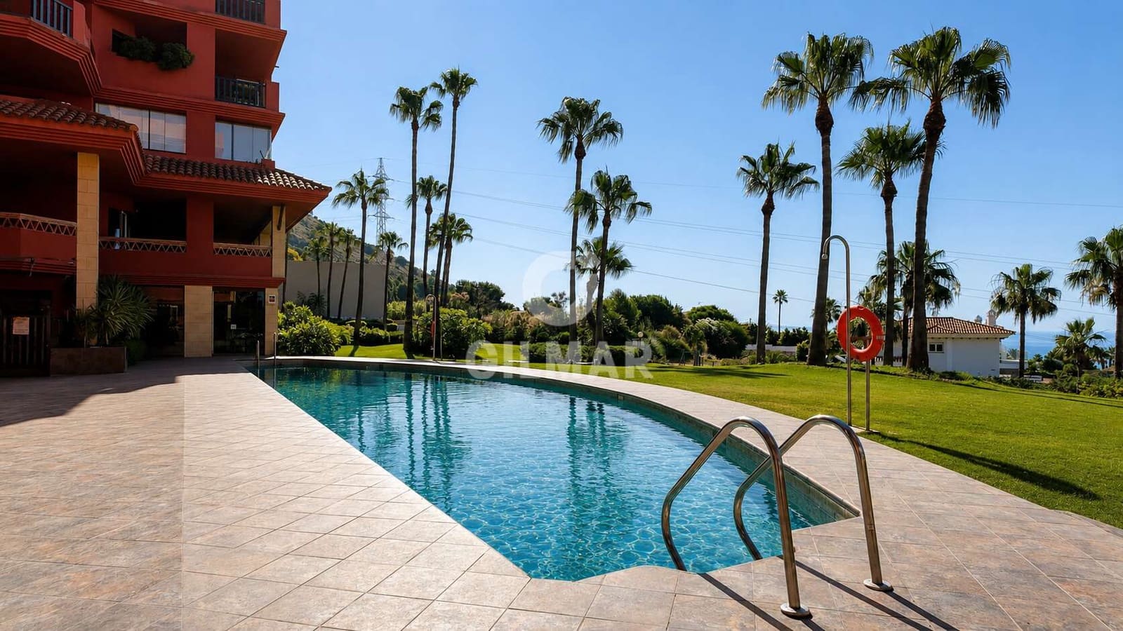 Ático de 3 habitaciones en Benalmádena en venta con piscina garaje - 898.000 € (Ref: 9921524)