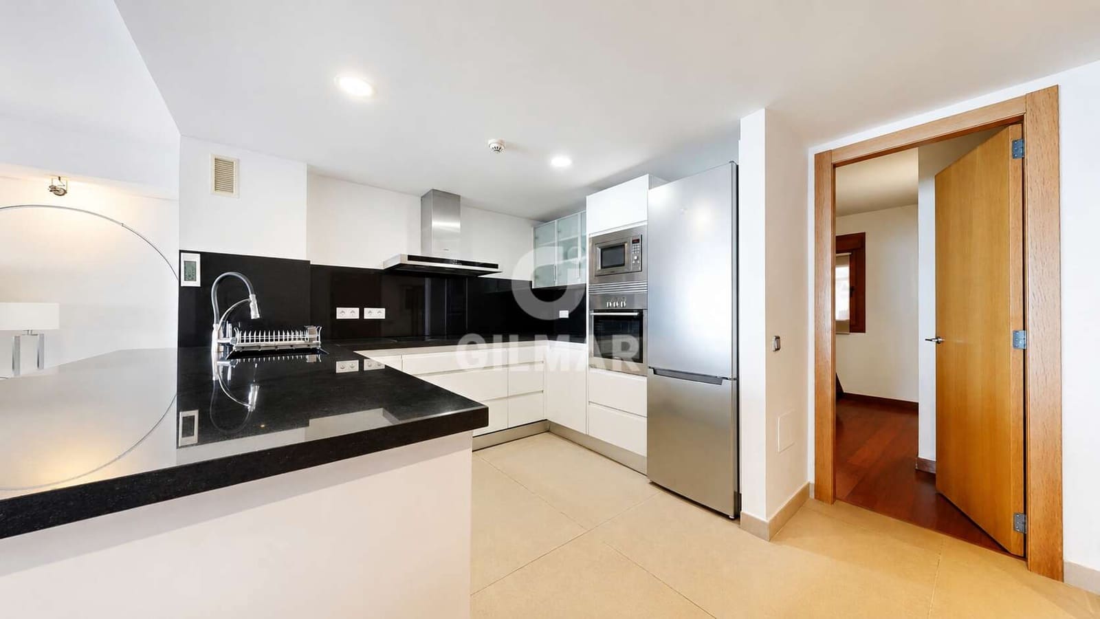 Ático de 3 habitaciones en Benalmádena en venta con piscina garaje - 898.000 € (Ref: 9921524)