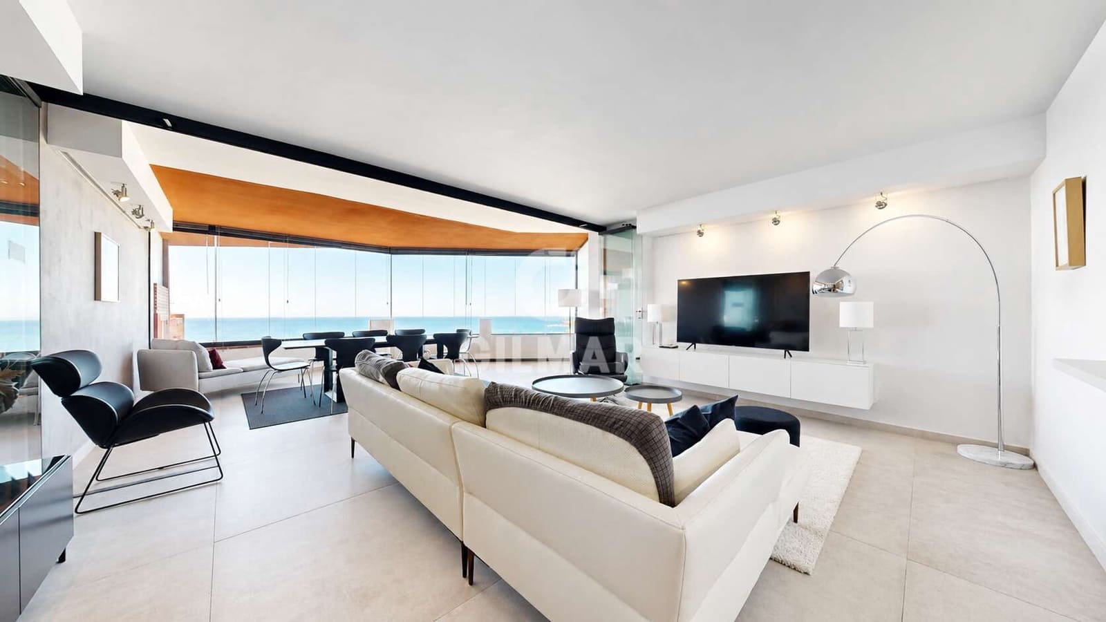 Ático de 3 habitaciones en Benalmádena en venta con piscina garaje - 898.000 € (Ref: 9921524)