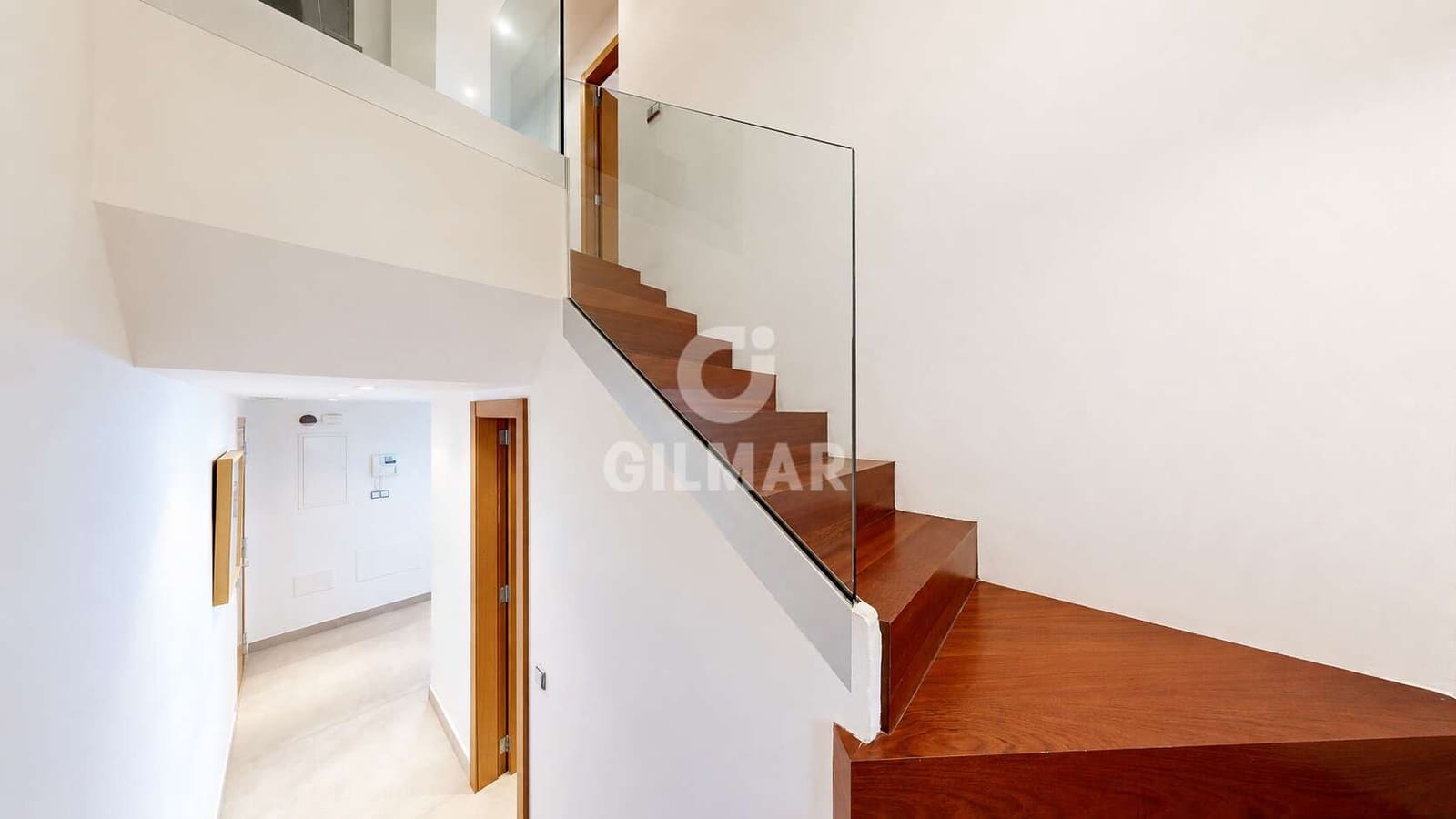 Ático de 3 habitaciones en Benalmádena en venta con piscina garaje - 898.000 € (Ref: 9921524)