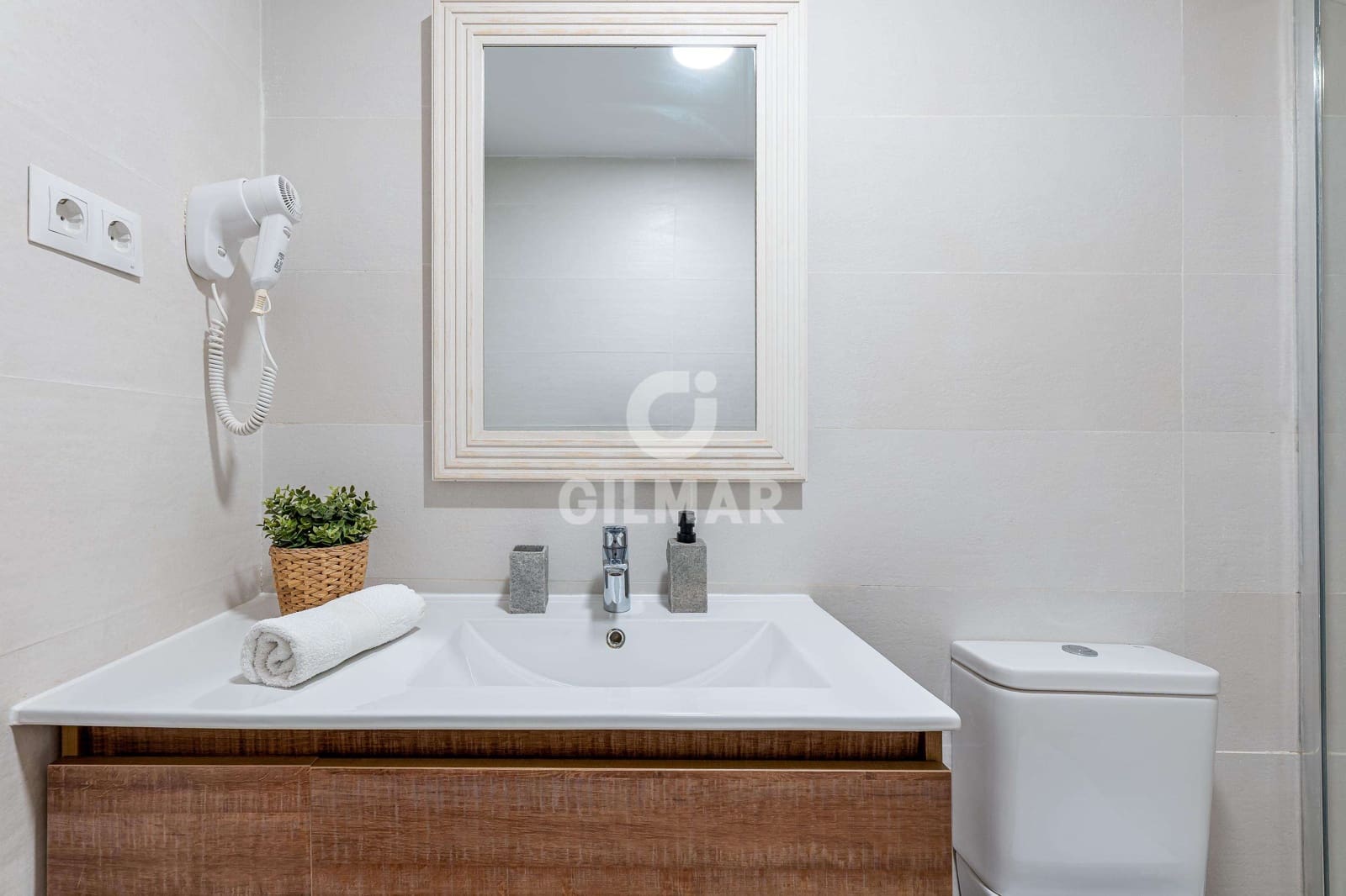3 slaapkamer Flat te koop in Torremolinos - € 339.000 (Ref: 9921525)